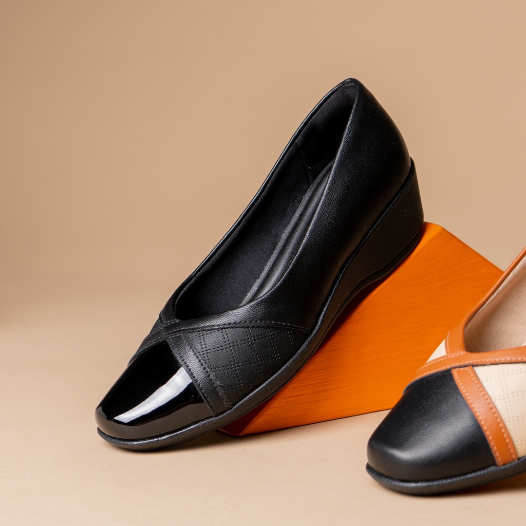 143243 PICCADILLY MOCASINA NEGRO NAPA