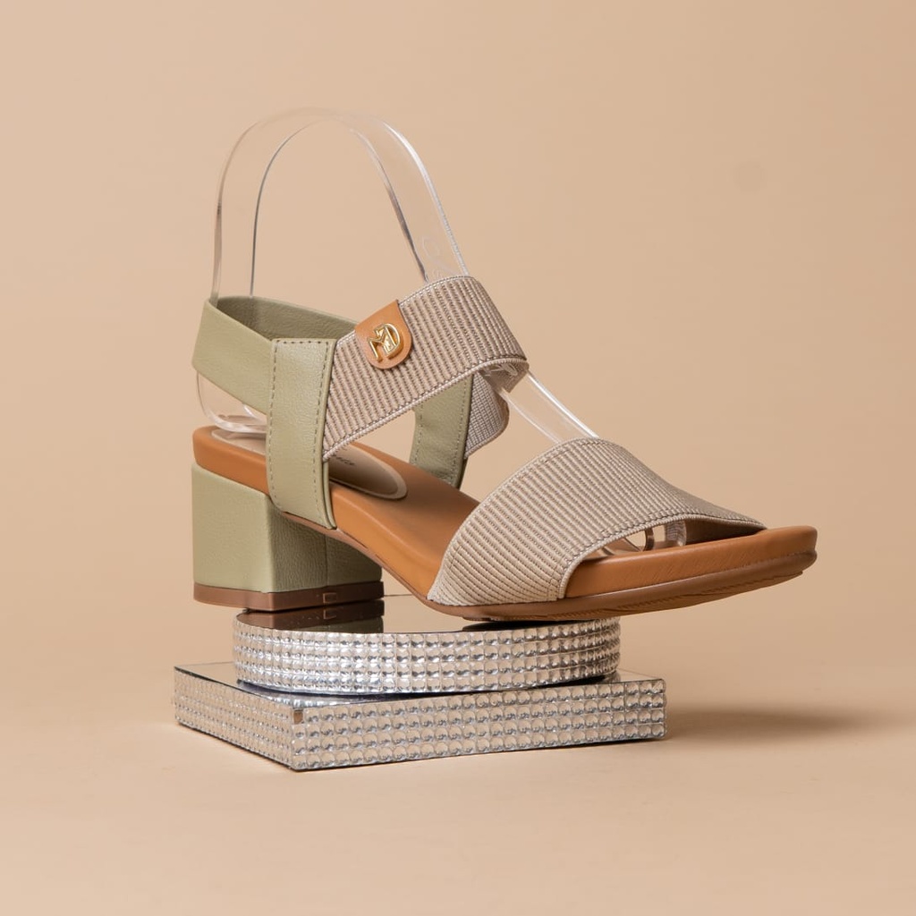 7187.100 MODARE SANDALIA VERDE NAPA