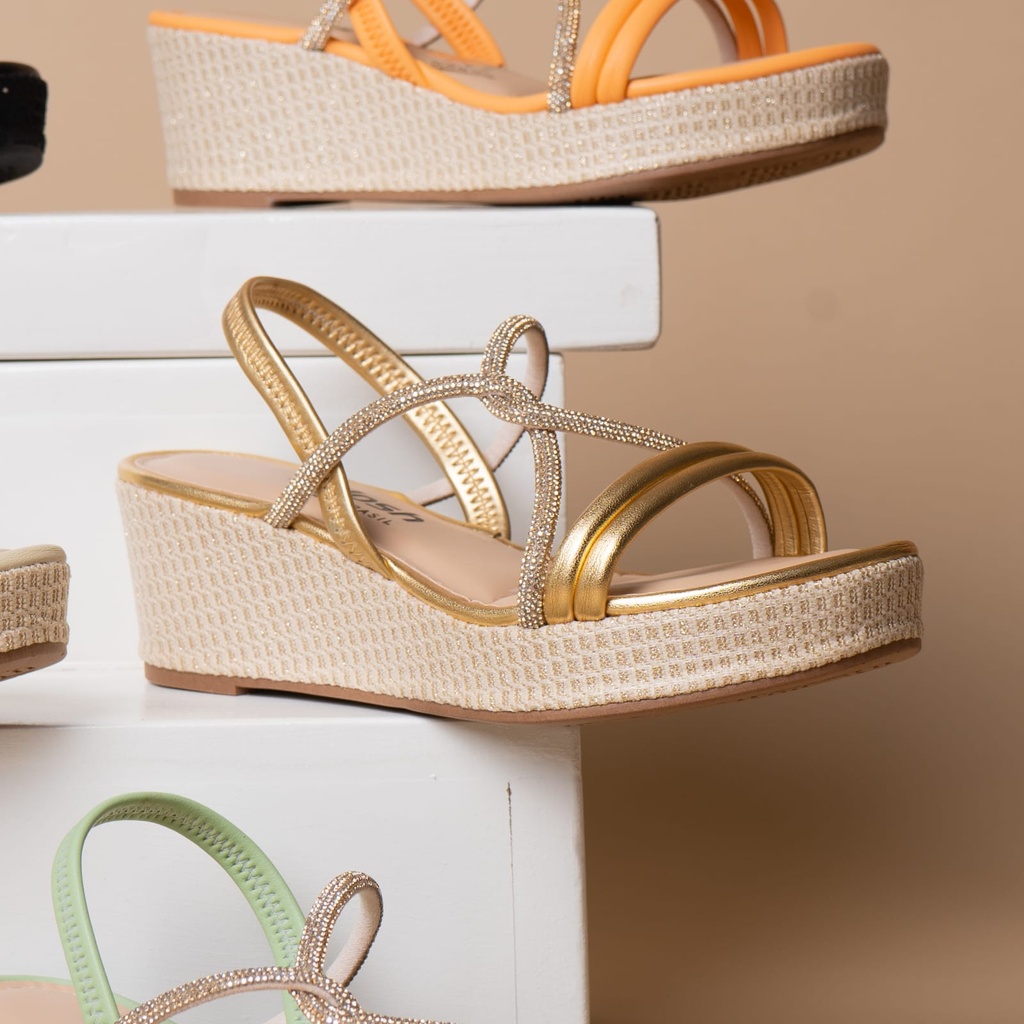 Y8851 DAKOTA SANDALIA DORADO METALIZ.