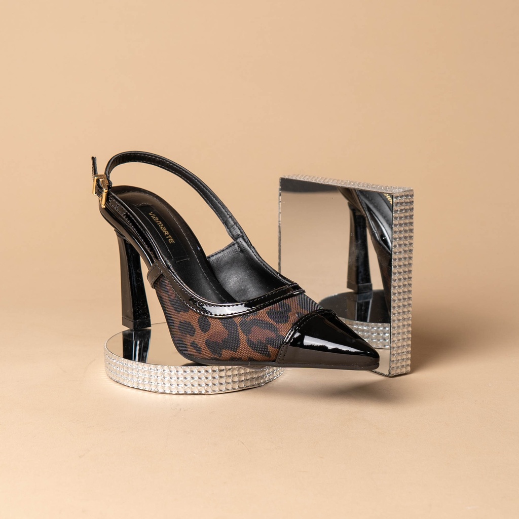 221009 VIAMARTE ZAPATO NEGRO VERNIZ