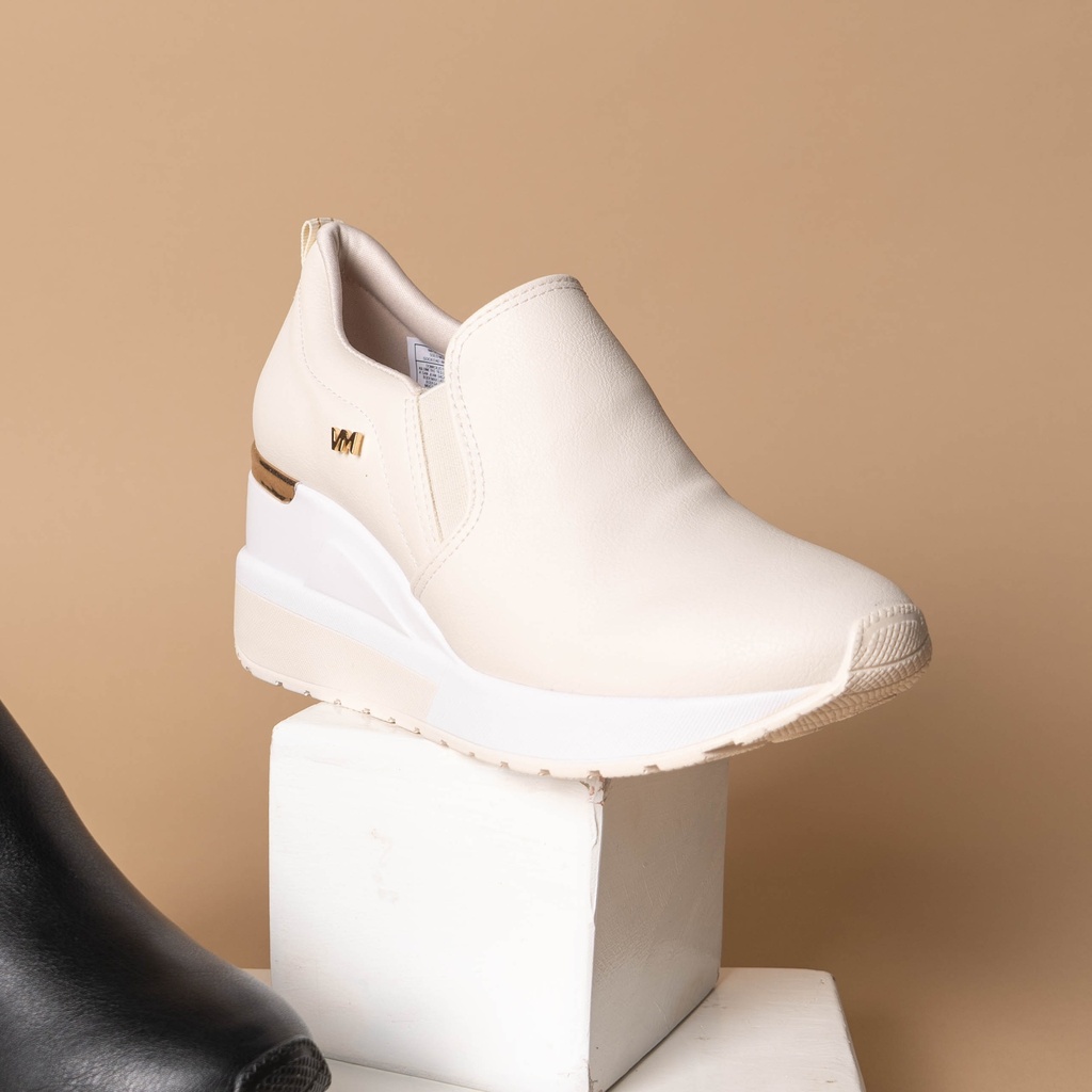 046002 VIAMARTE TENIS CREMA NAPA