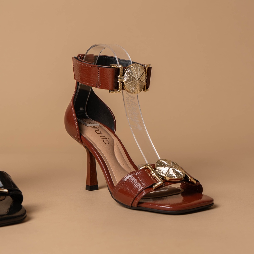 8490.313 BEIRA RIO SANDALIA CAMEL VERNIZ  