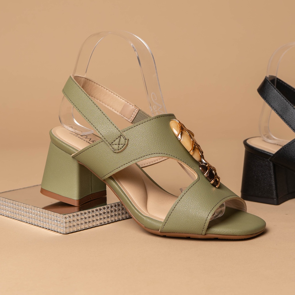 7172.127 MODARE SANDALIA VERDE NAPA