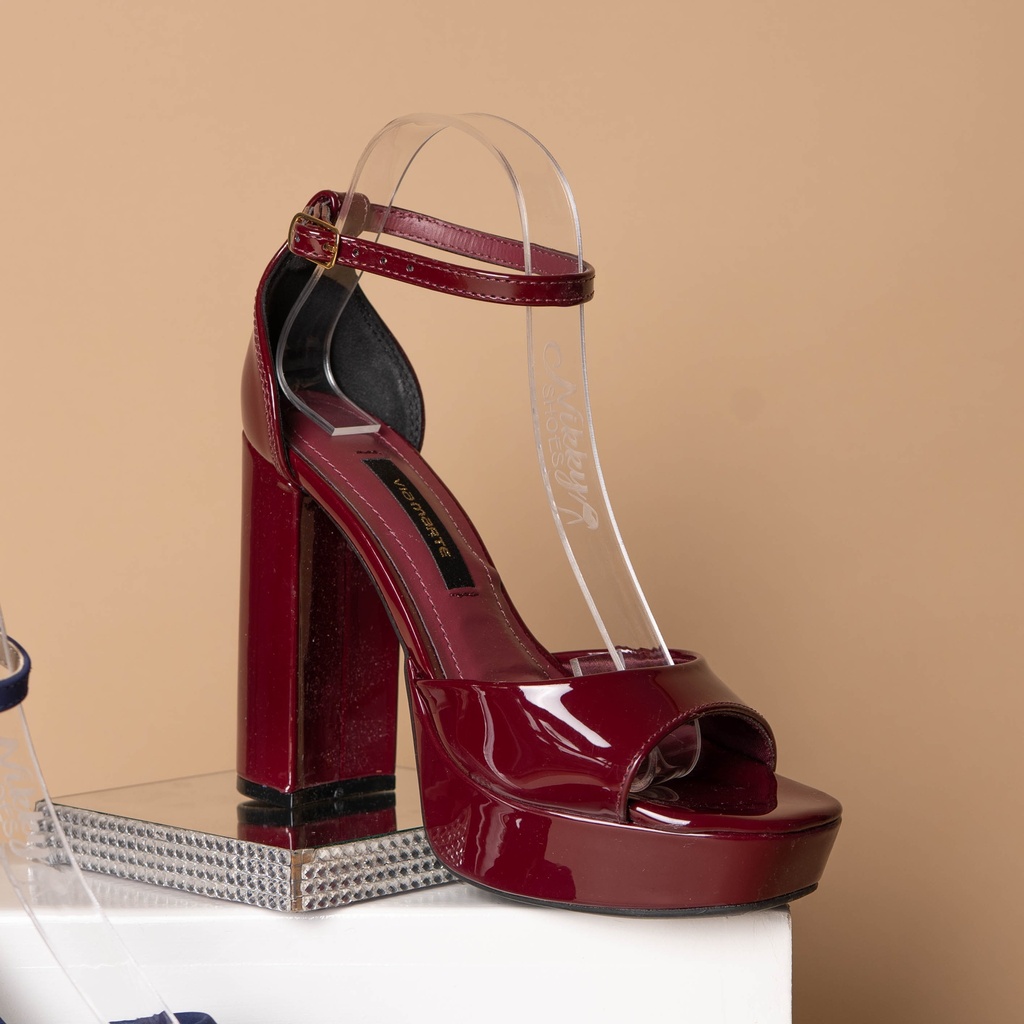 284003 VIAMARTE SANDALIA VINO VERNIZ