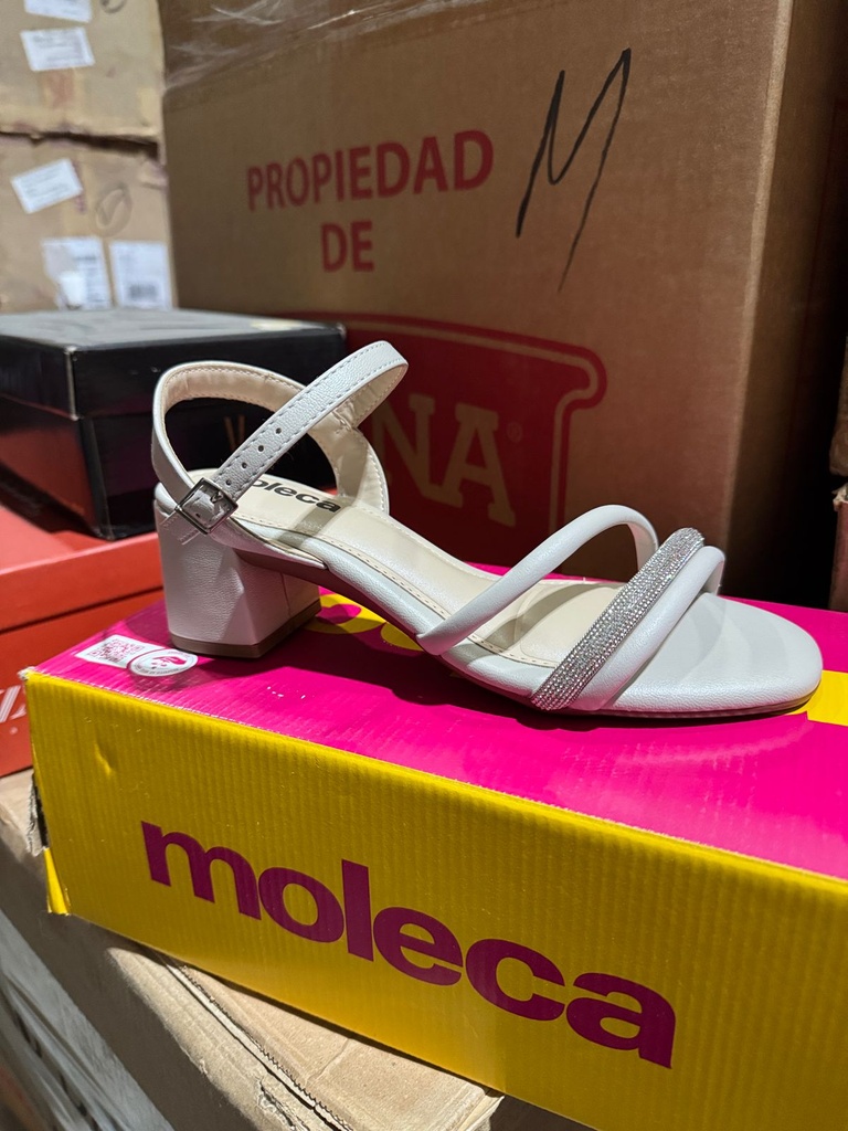 5496.113 MOLECA SANDALIA GRIS NAPA