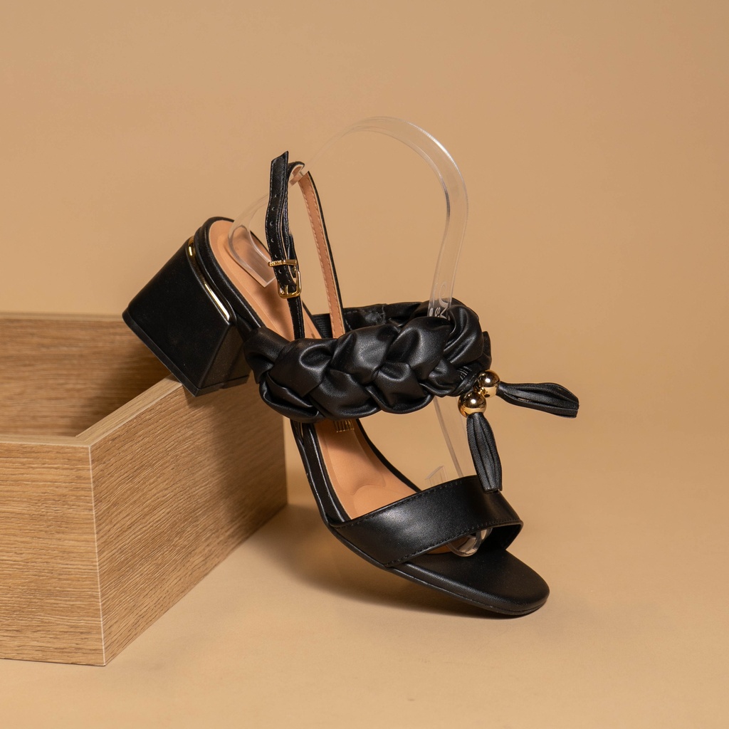 6428.118 VIZZANO SANDALIA NEGRO PELICA