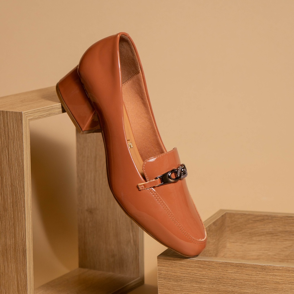 1346.102 VIZZANO MOCASINA CAMEL VERNIZ