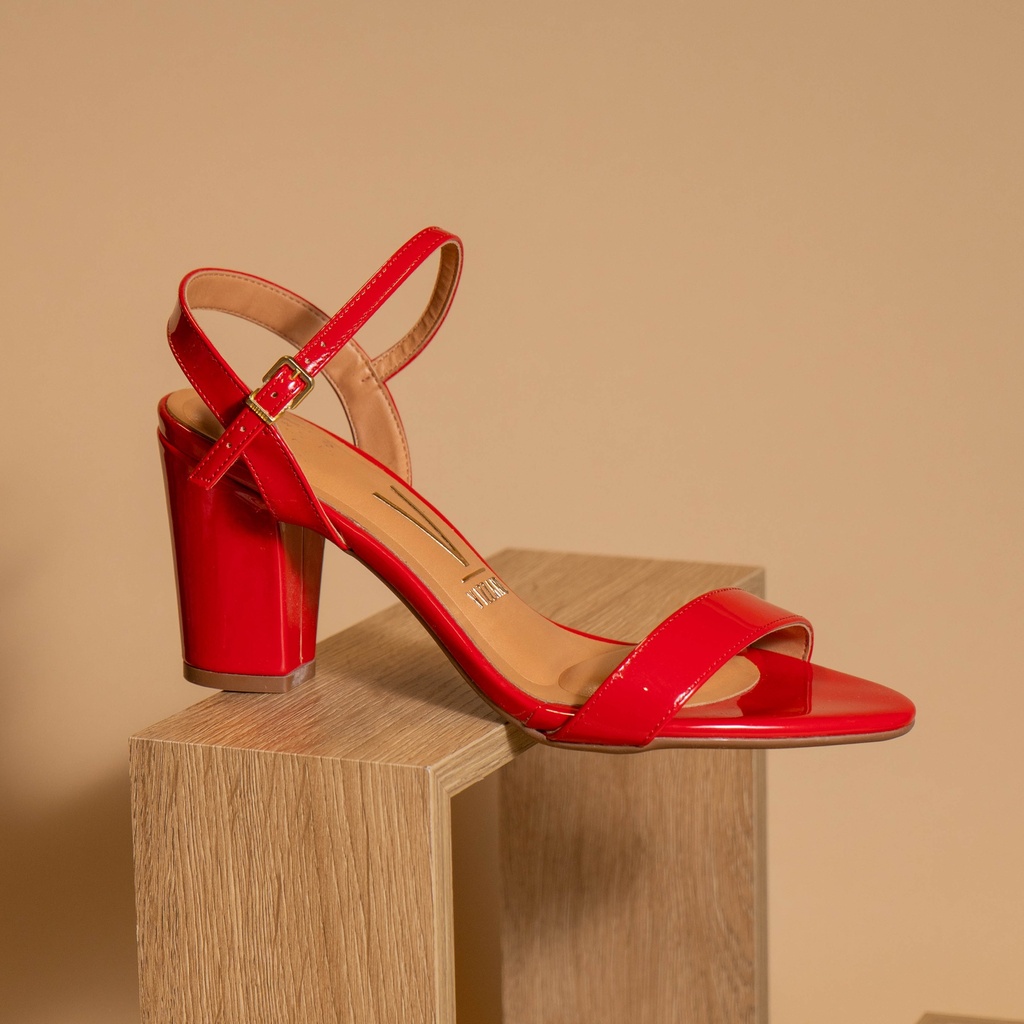 6262.474 VIZZANO SANDALIA ROJO VERNIZ
