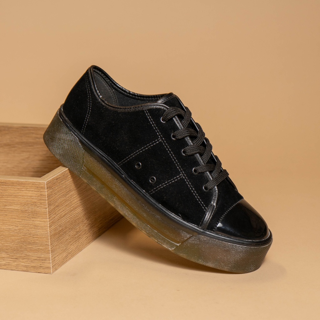 5678.304 MOLECA CHAPULIN NEGRO GAMUZA 