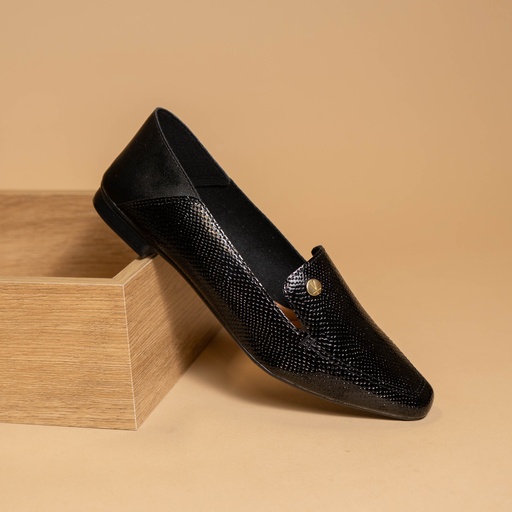 1351.100 VIZZANO FLAT NEGRO VERNIZ LEZARD
