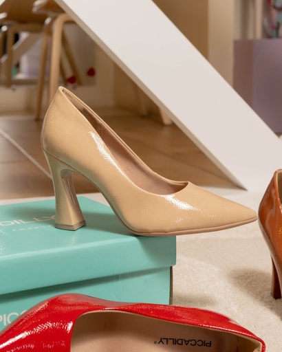  749236 PICCADILLY STILETTO BEIGE VERNIZ