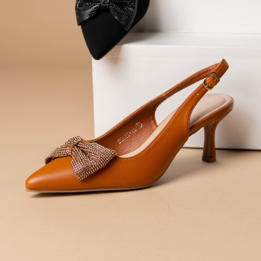 BETTY48 MADELYN ZAPATO CAMEL LUSTRABLE