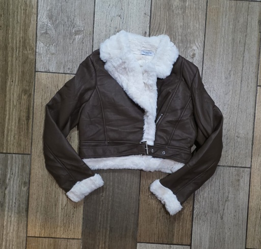 XW2976 CHUMPA CORTA CINCHO PELUCHE CAFE