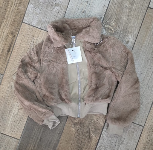 XW2977 CHUMPA CORTA PELUCHE CAFE